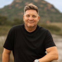Kurt Darren