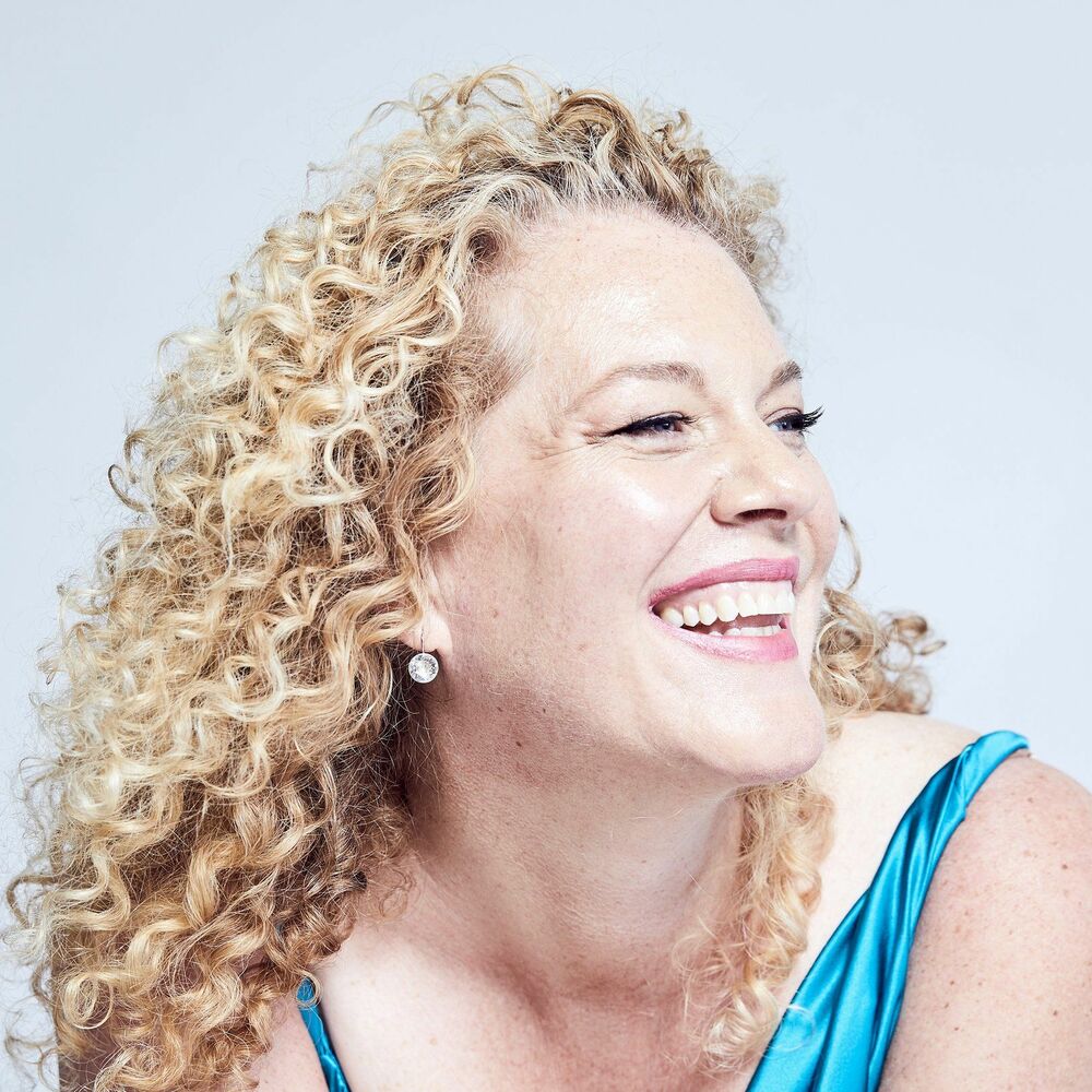 Picture of Michelle DeYoung