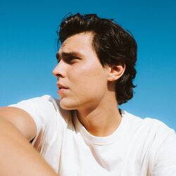 Picture of Luke Noa