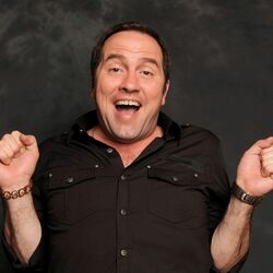 Picture of Tom Rhodes