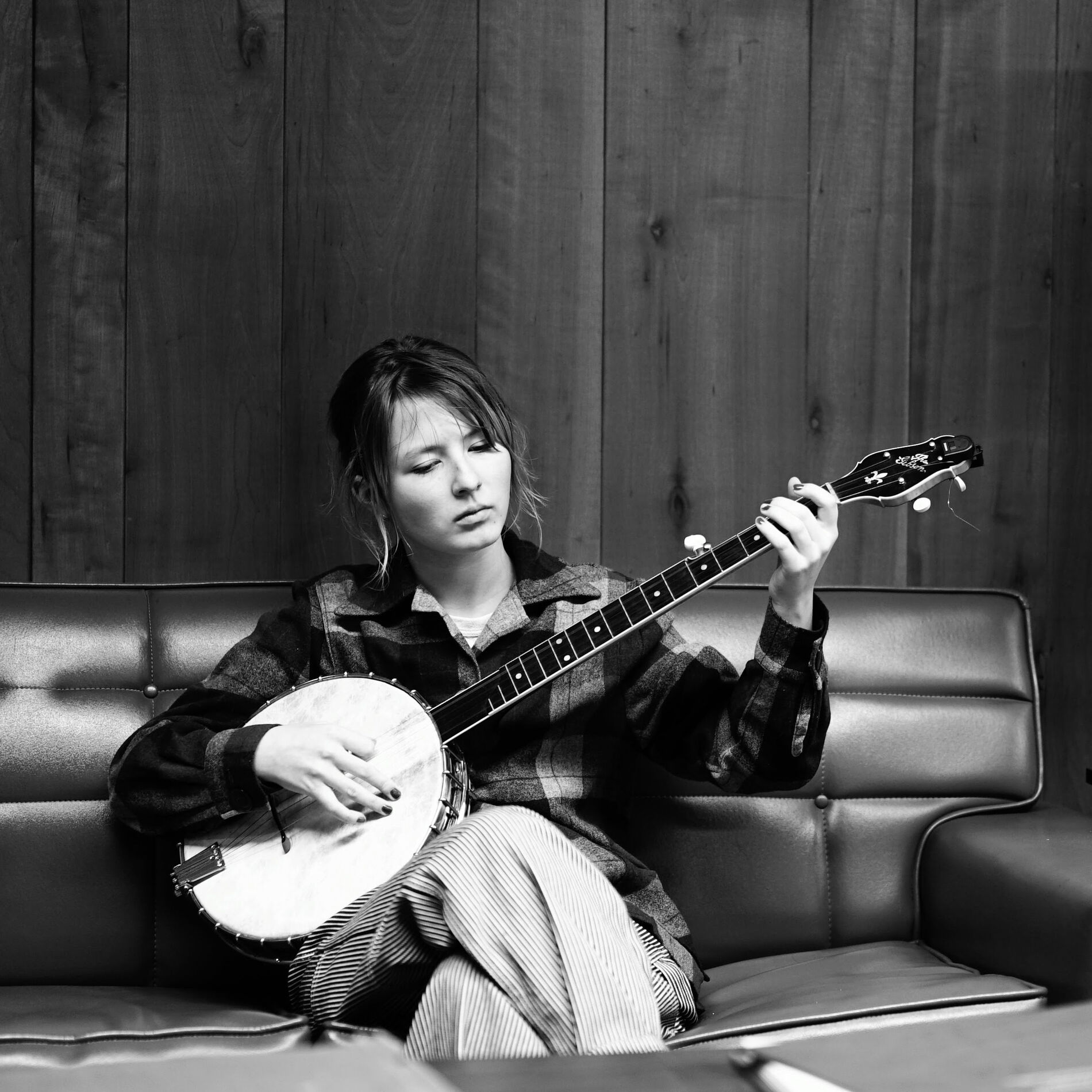Artist picture of Nora Brown