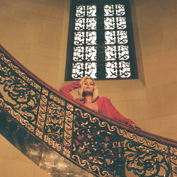 Picture of Olivia Holt