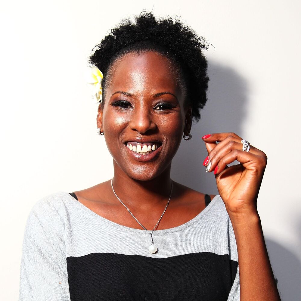 Picture of Deni Hines