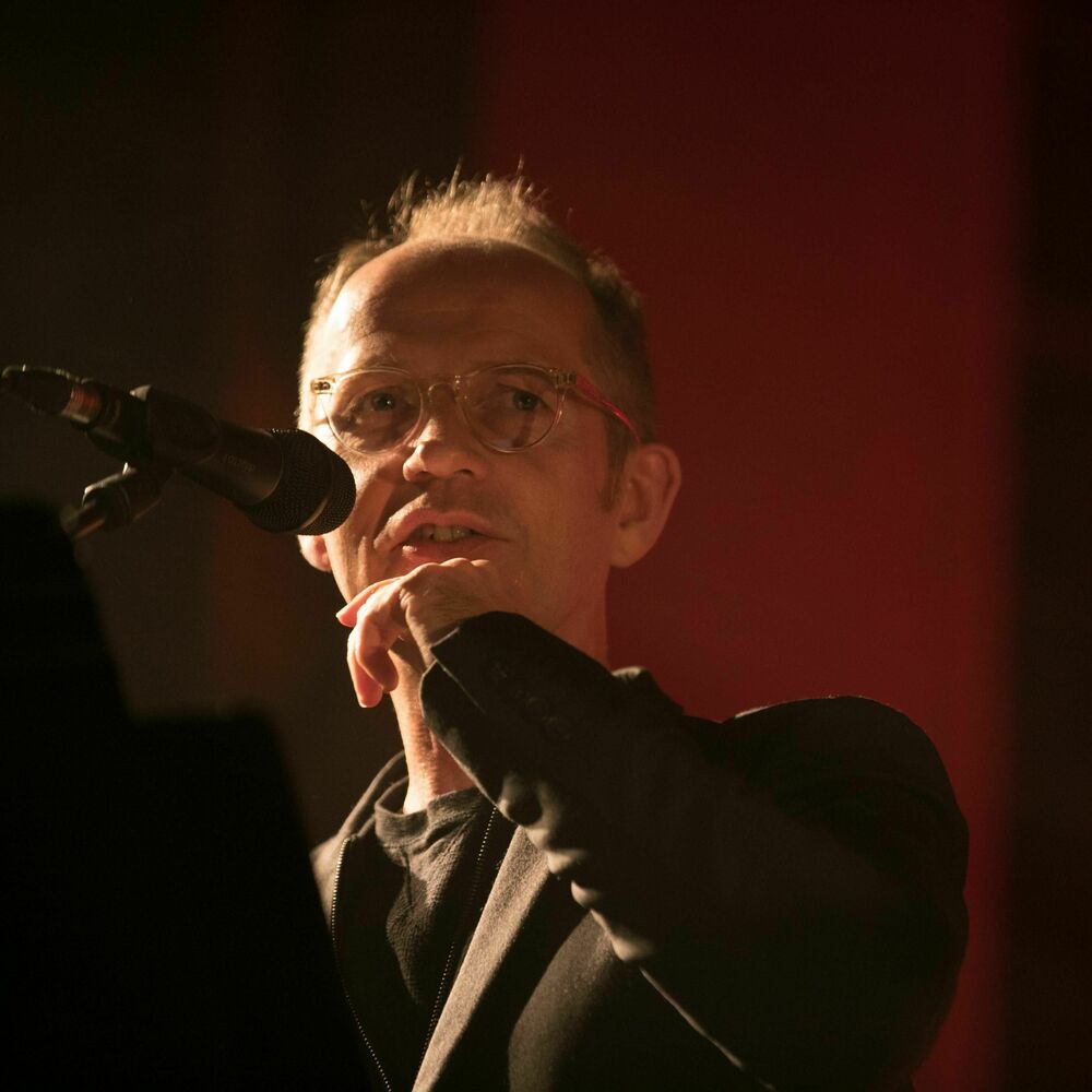 Picture of Iarla Ó Lionáird