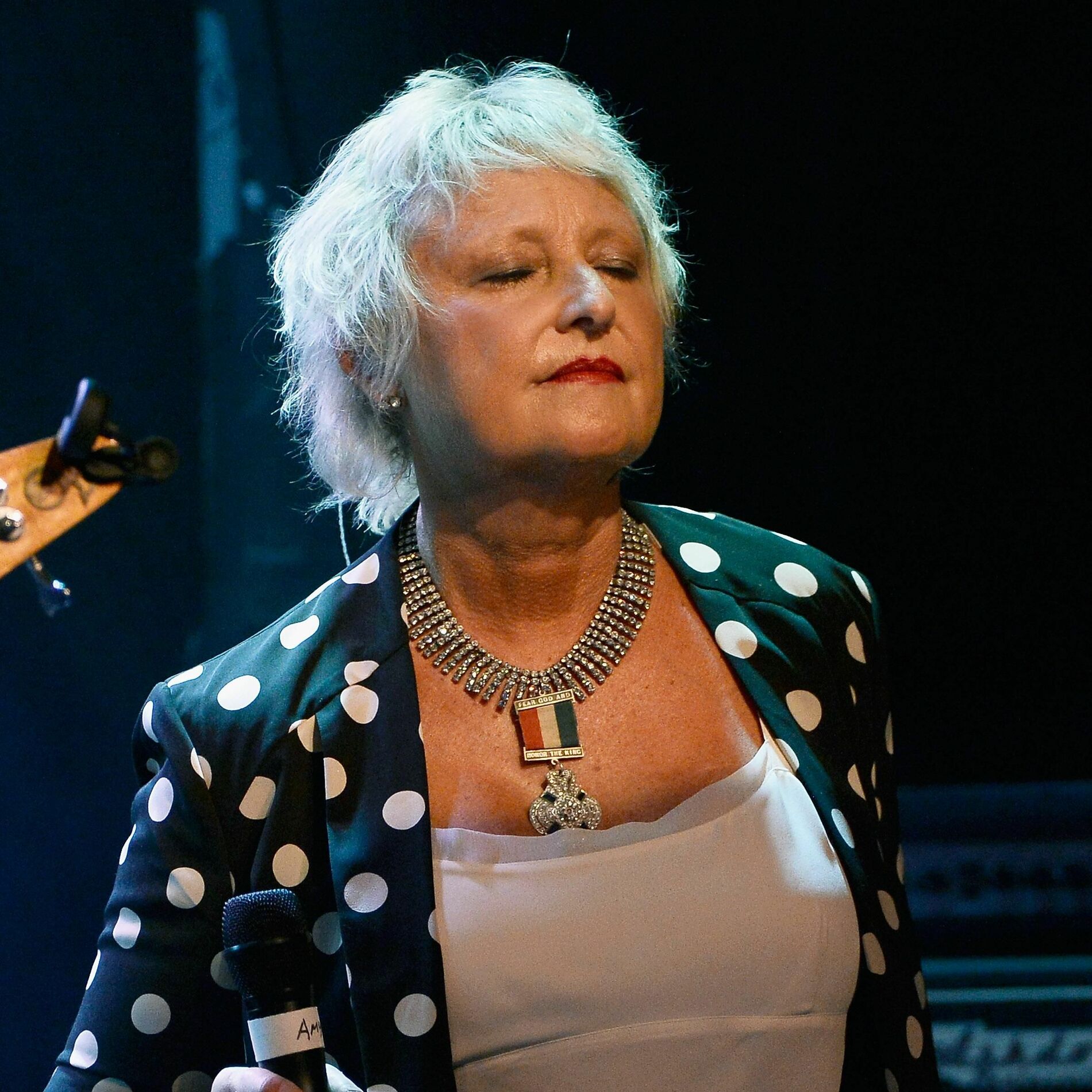 Artist picture of Amy Holland