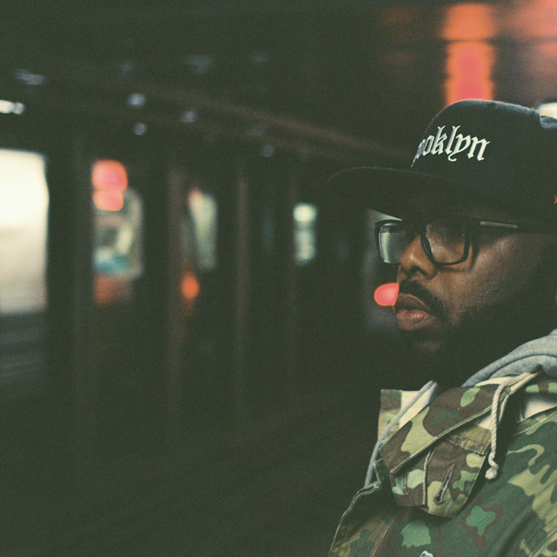 Artist picture of Awon