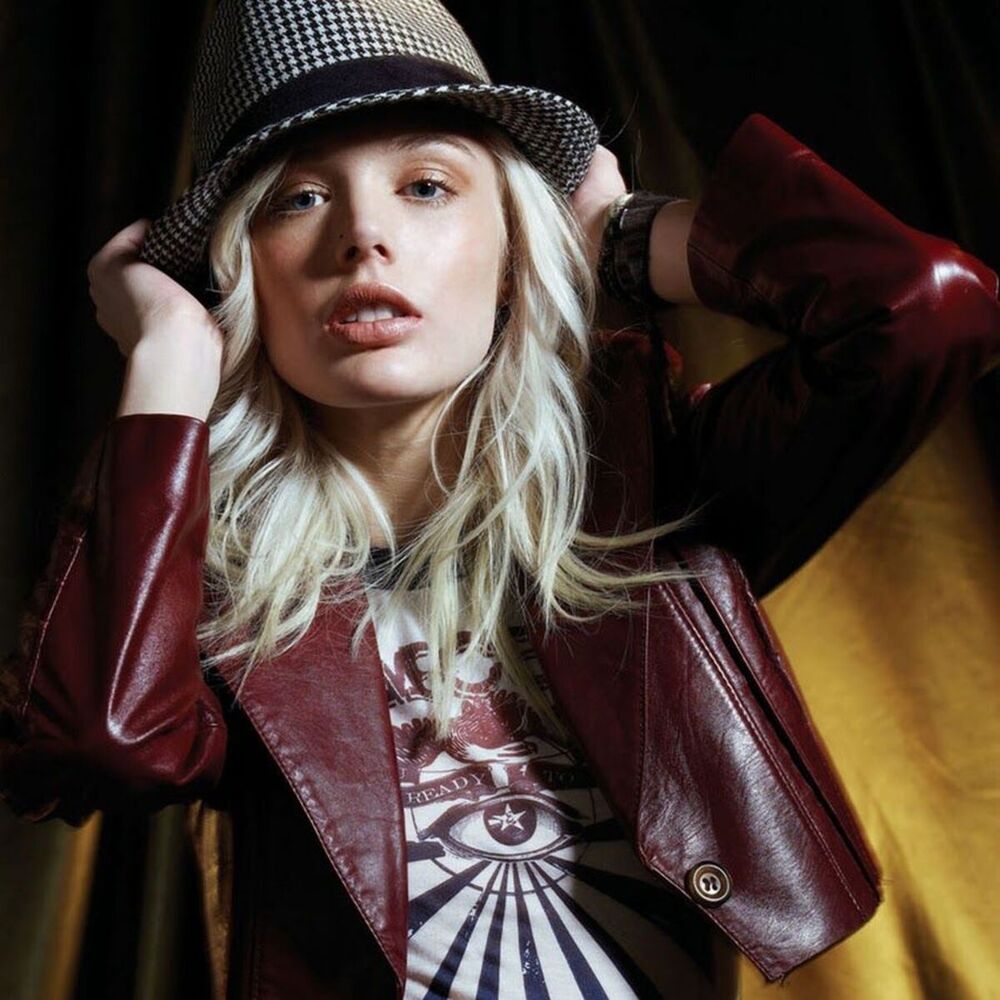 Picture of Krystal Meyers