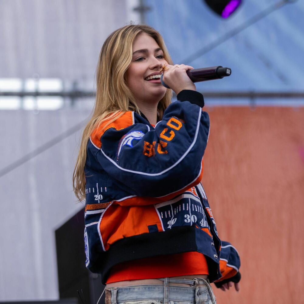 Picture of Roxy Dekker