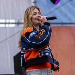 Picture of Roxy Dekker