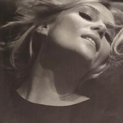 Picture of Emmanuelle Seigner
