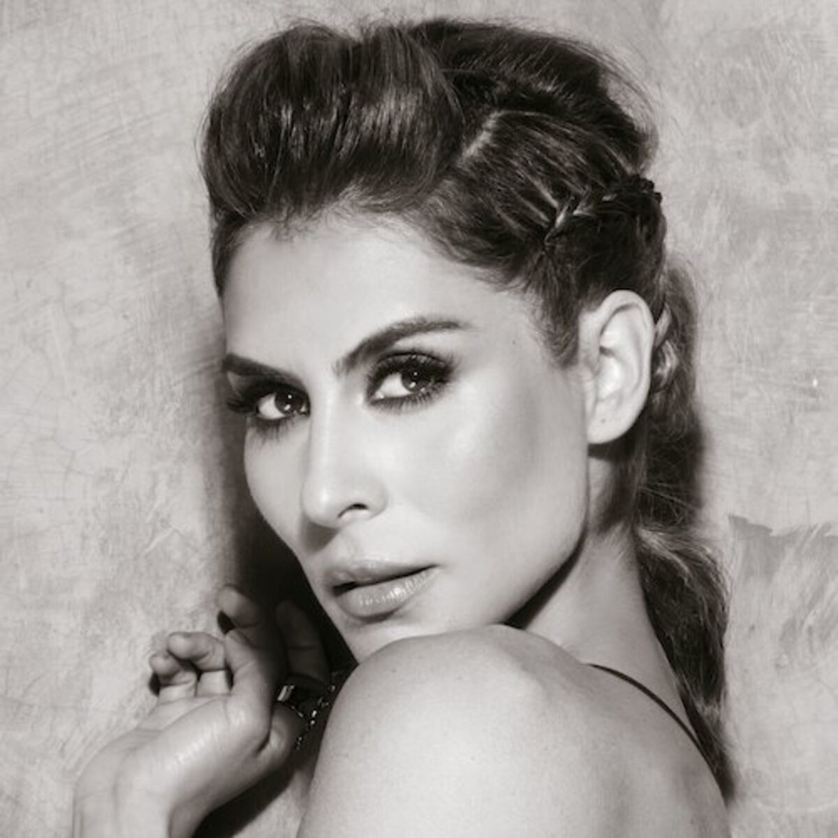 María León