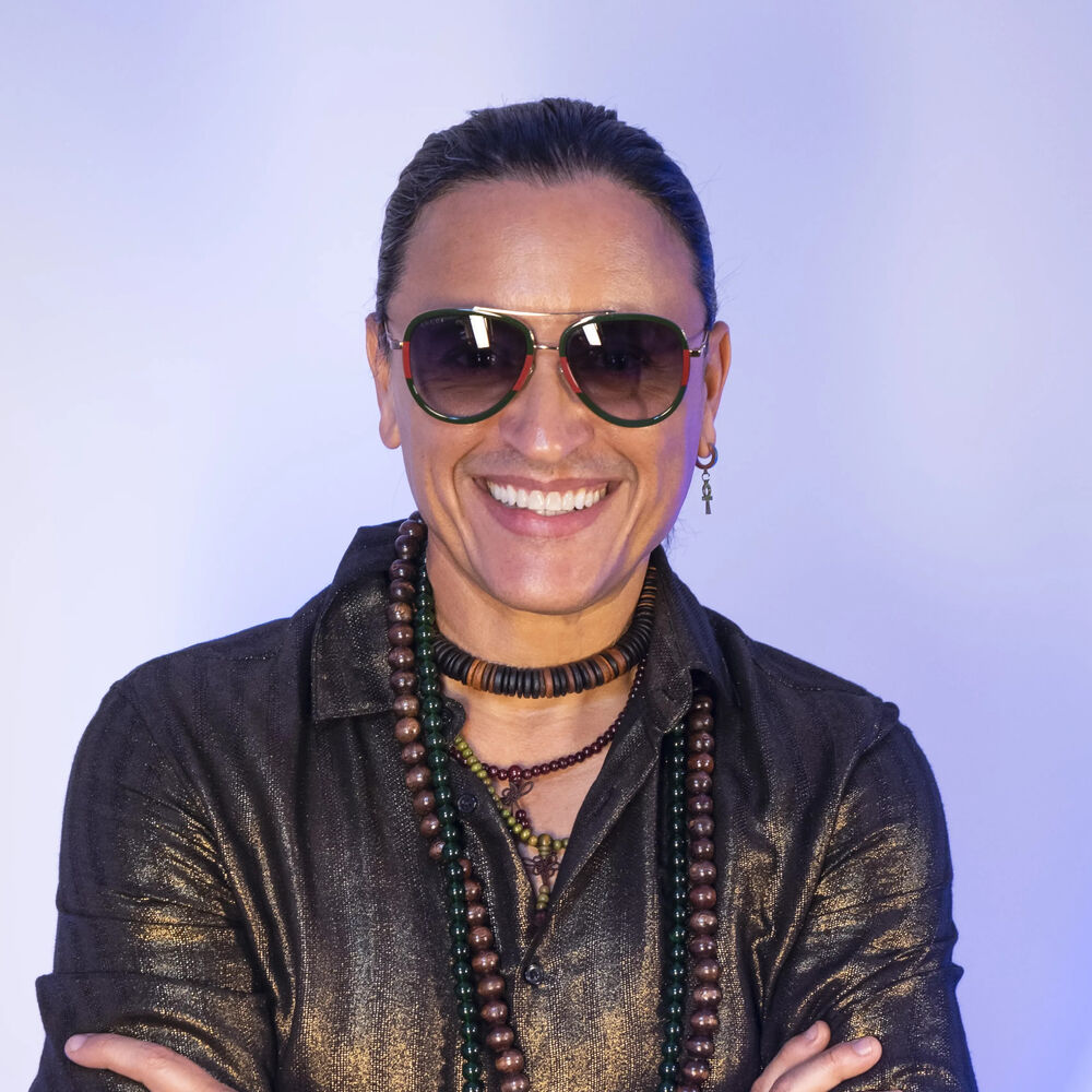 Picture of Elvis Crespo