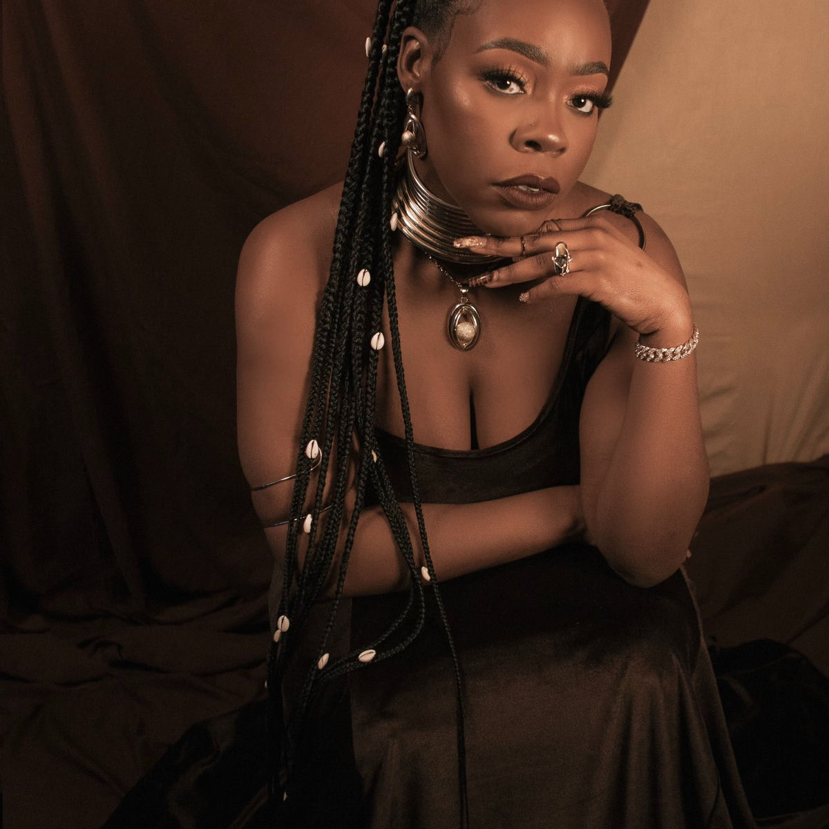 Artist picture of Shaé Universe