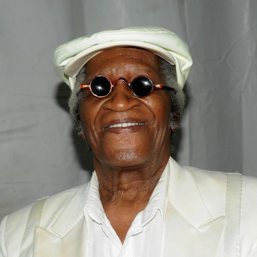Picture of Bobby Lewis