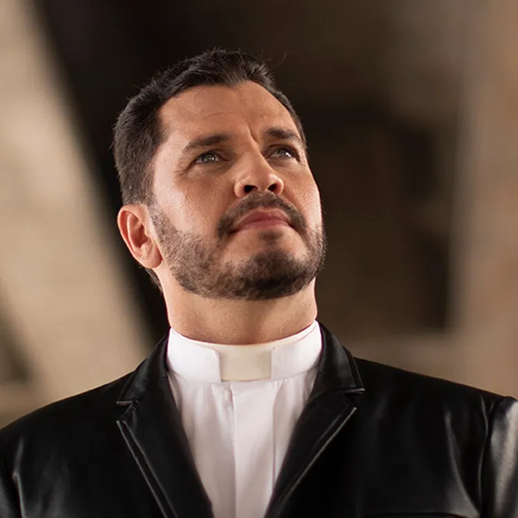 Padre Anderson Gomes