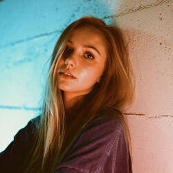 Picture of Carly Paige