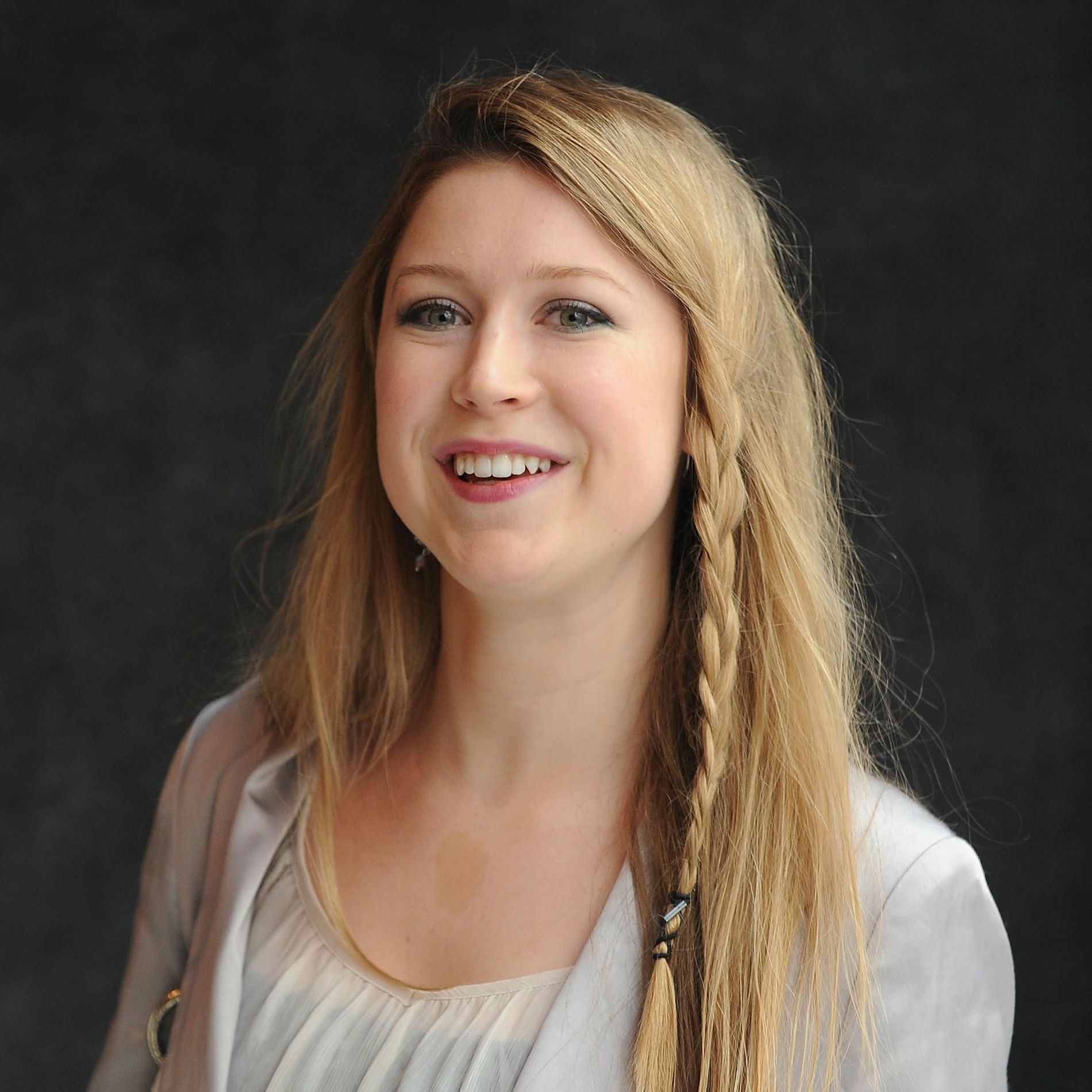 Artist picture of Hayley Westenra