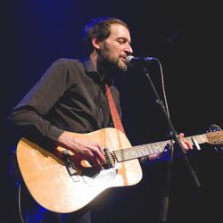 Picture of Alasdair Roberts