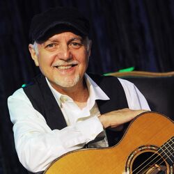 Picture of Phil Keaggy