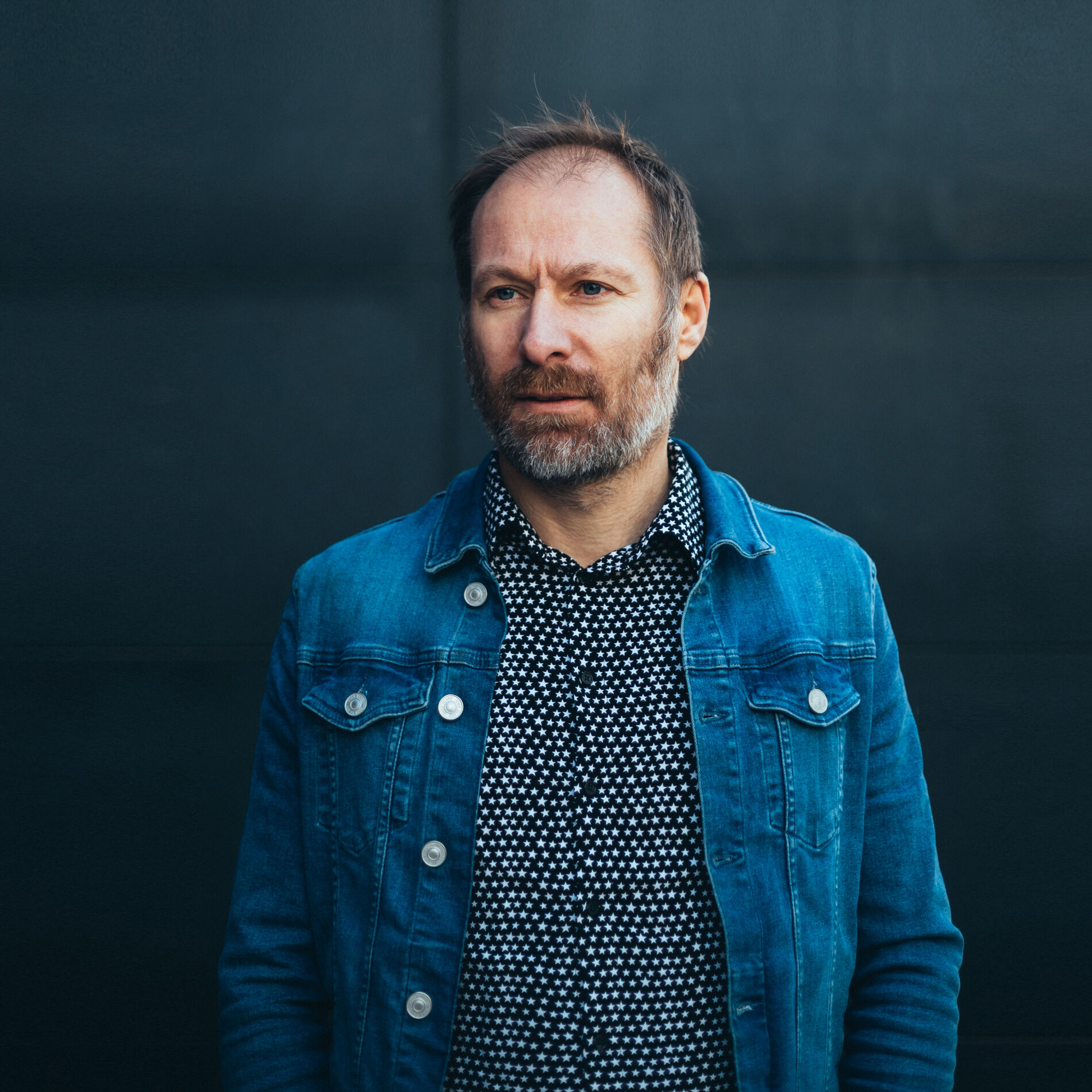 Artist picture of Peter Vogelaar