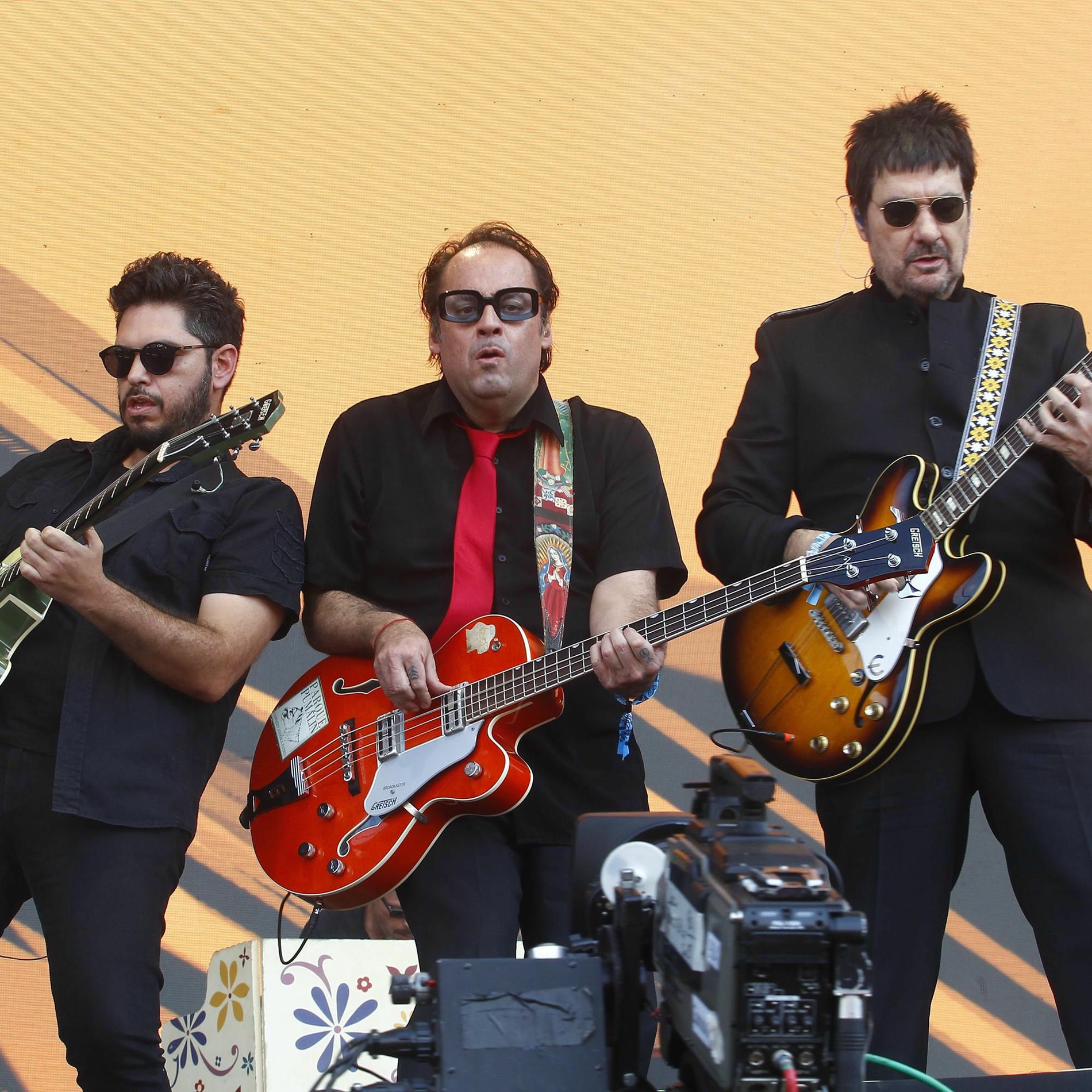 Artist picture of Los Tres