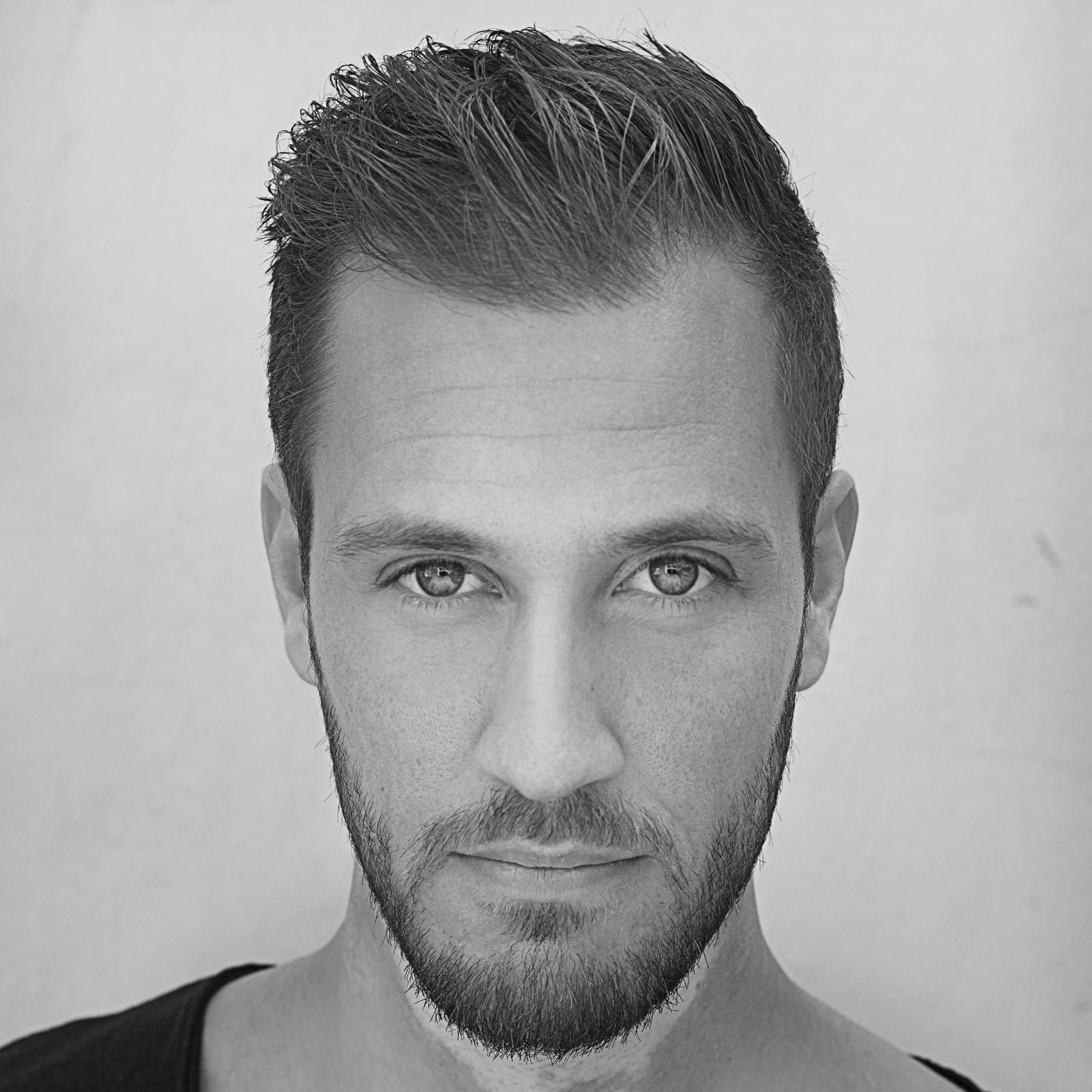 Artist picture of Estiva