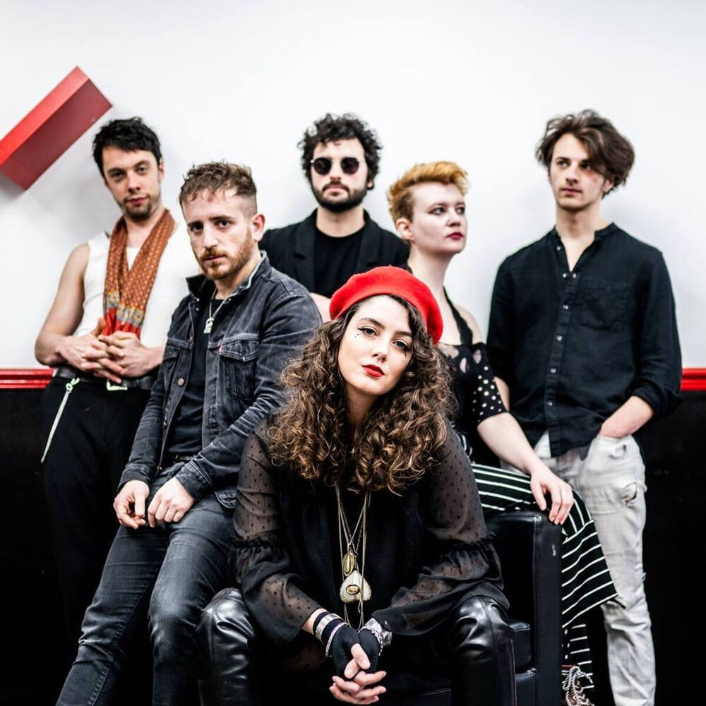 Picture of Holy Moly & The Crackers