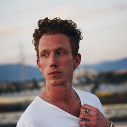 Picture of Erik Hassle
