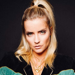 Picture of LOVRA