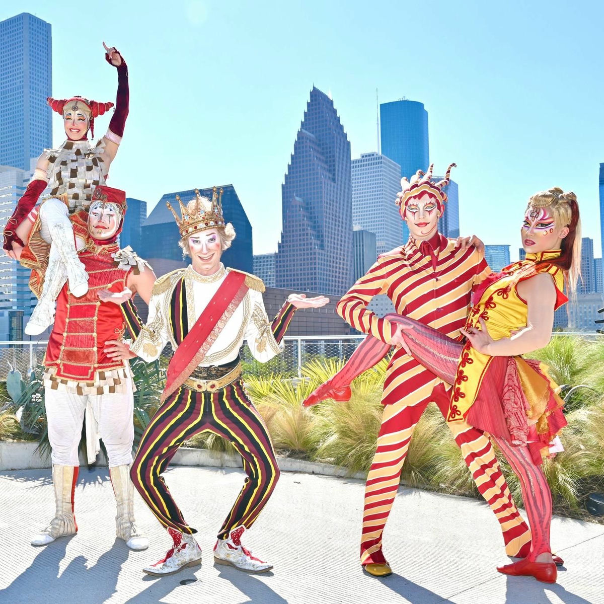 Artist picture of Cirque du Soleil