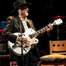 Picture of Duane Eddy