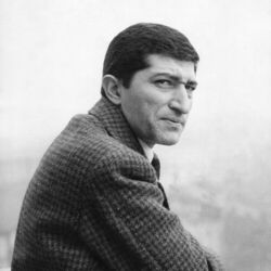 Picture of Nicola Arigliano