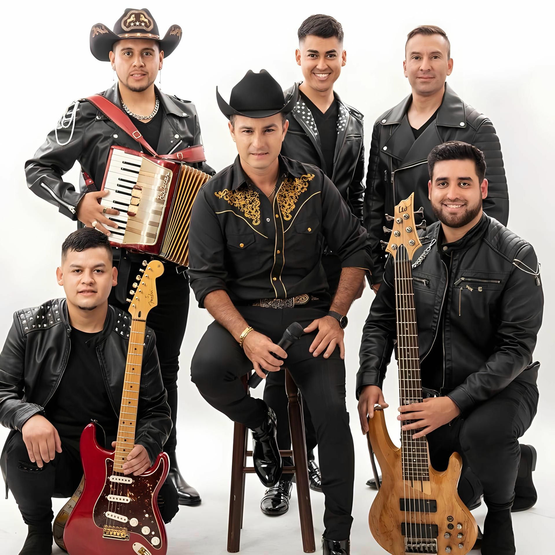 Alex y el clan azabache