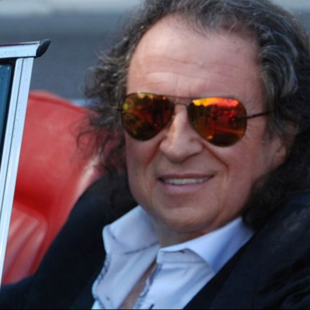 Picture of Chris Andrews