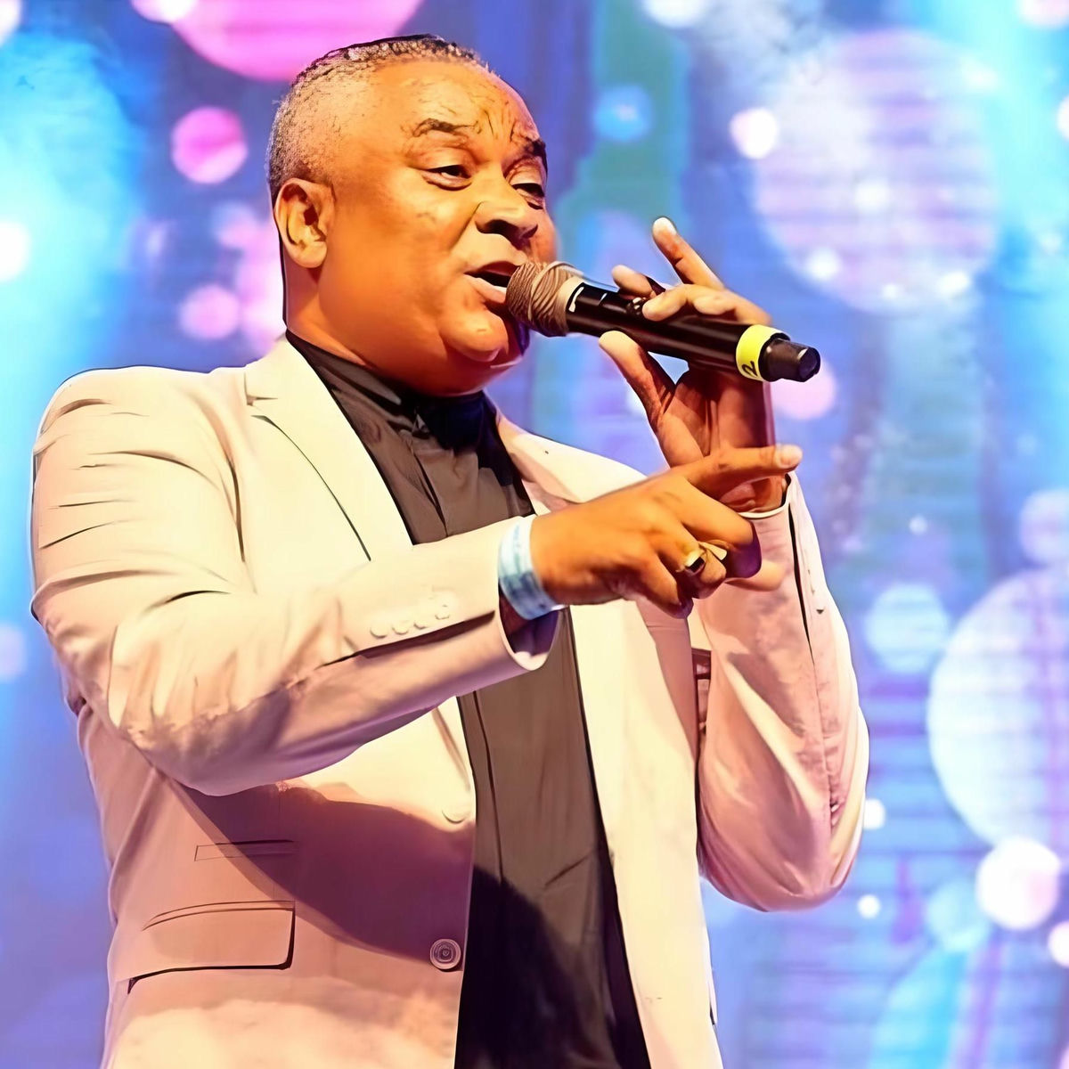 Artist picture of Grace Evora