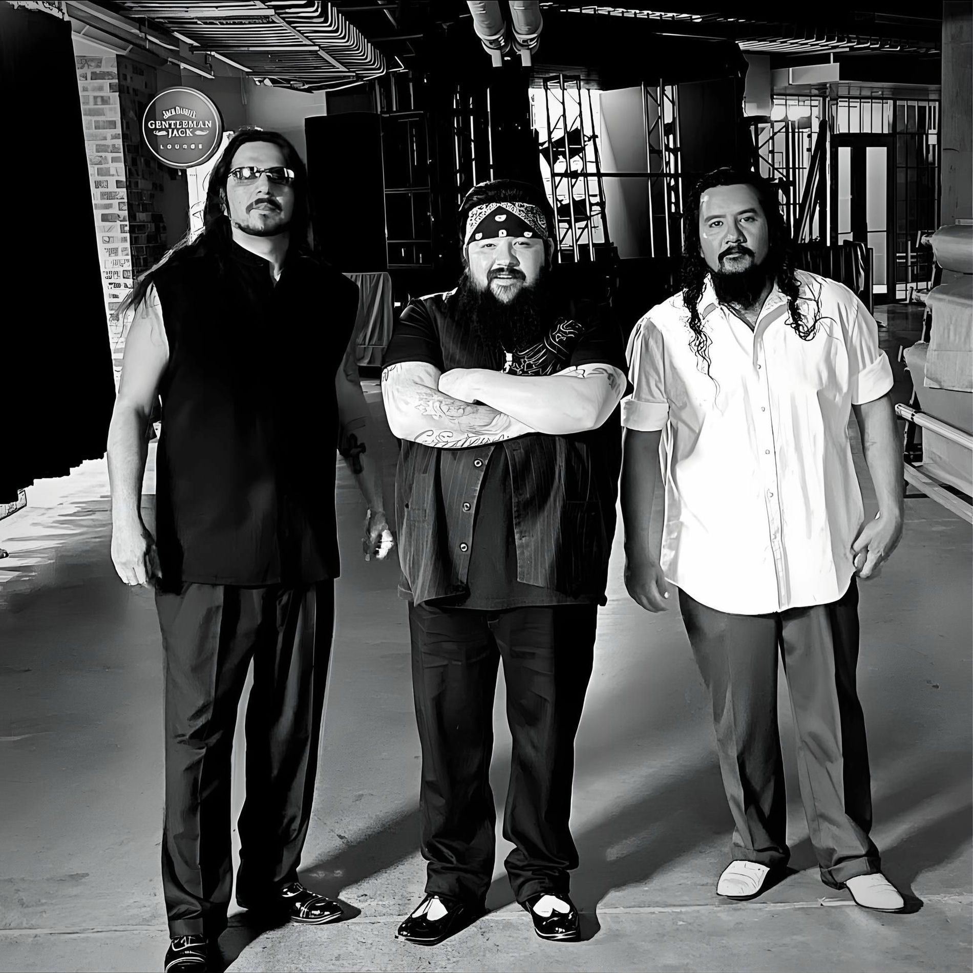 Artist picture of Los Lonely Boys