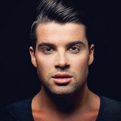 Picture of Joe McElderry