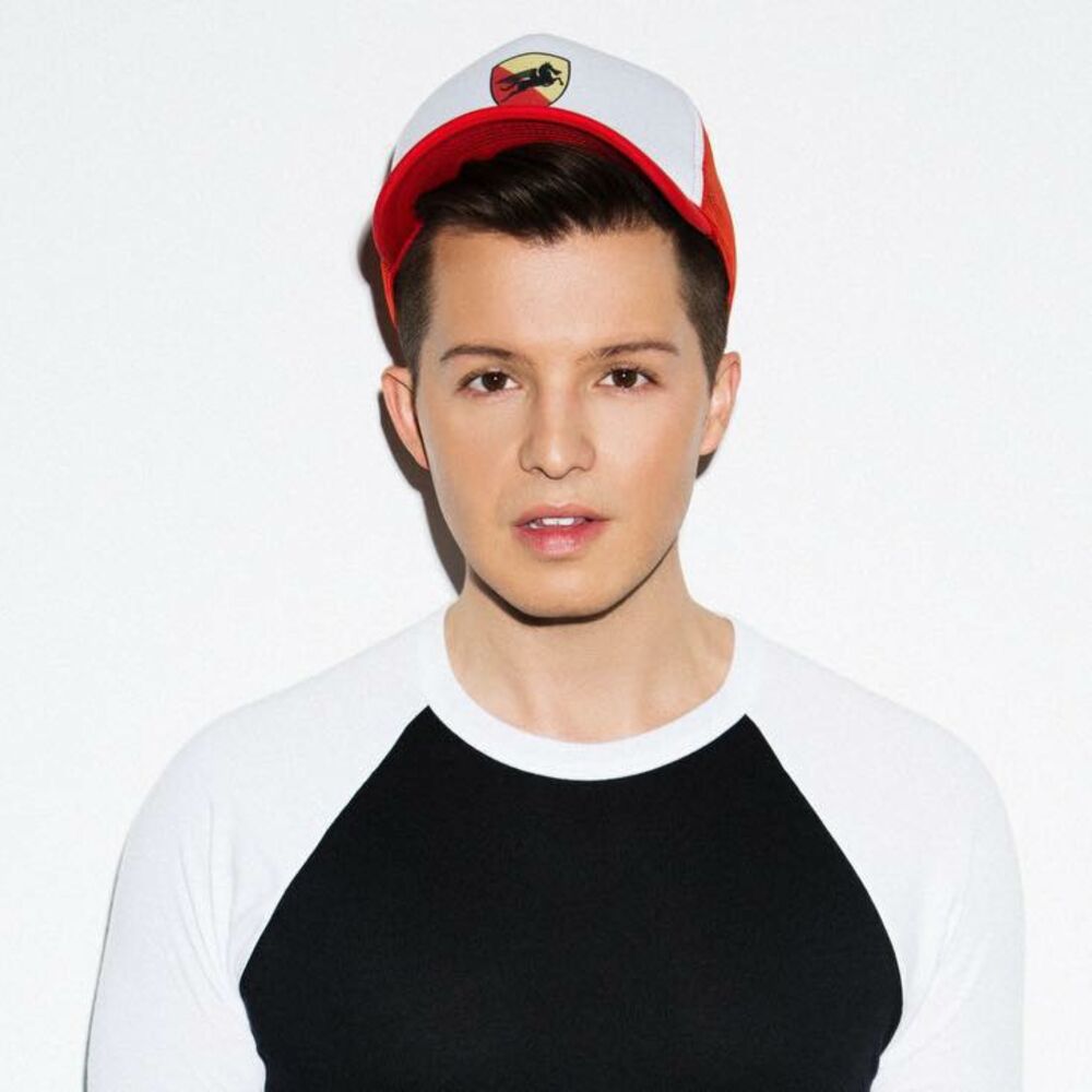 Picture of Simon Curtis
