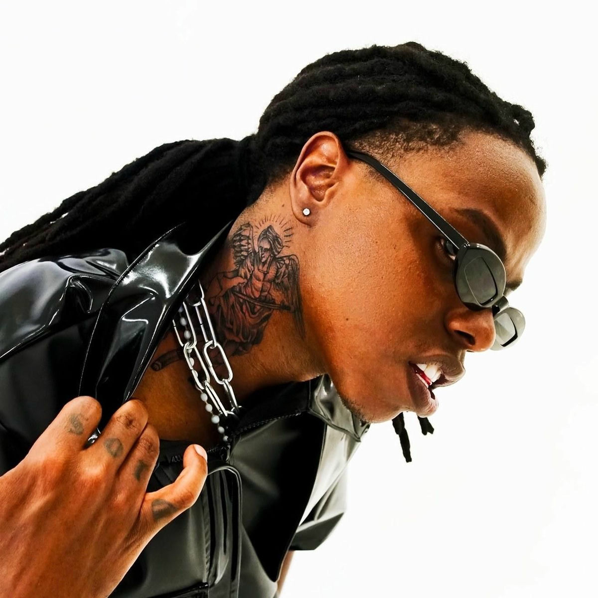 Artist picture of Joyce Santana