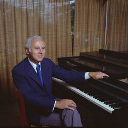 Picture of Leonard Pennario