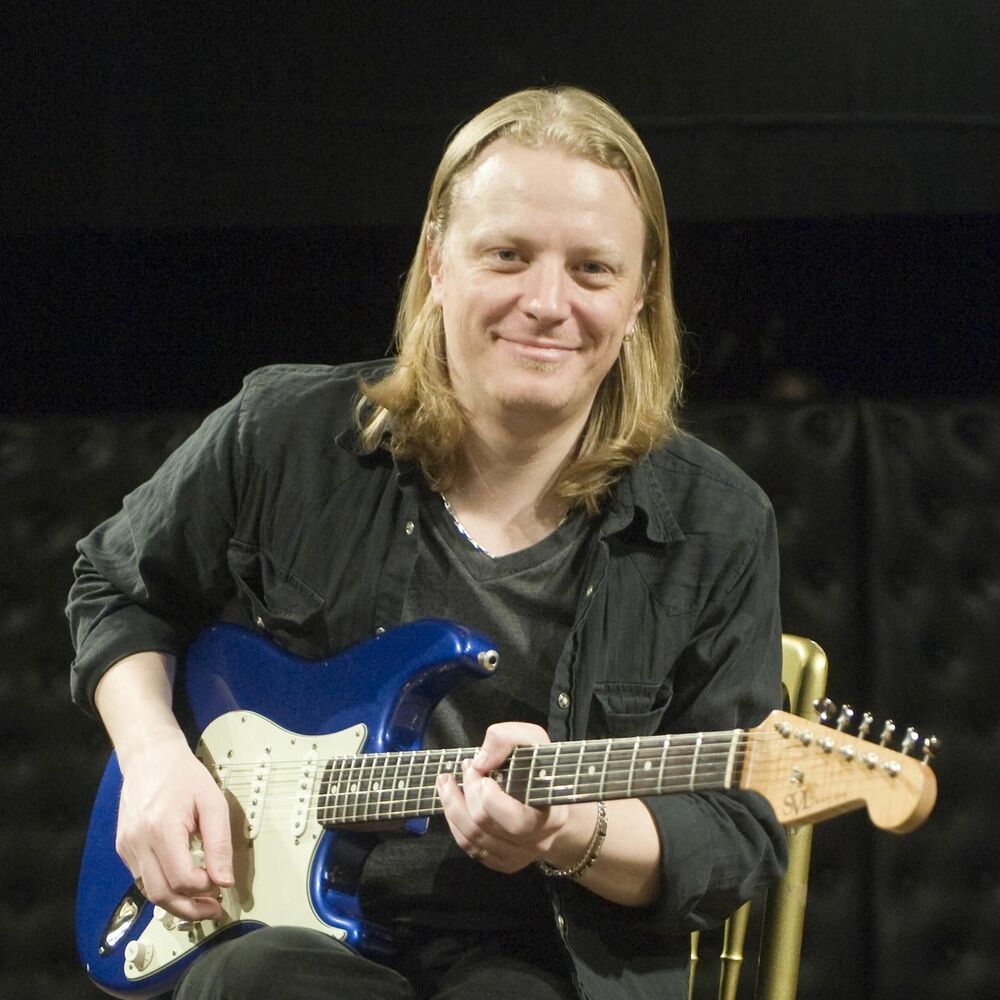 Picture of Matt Schofield