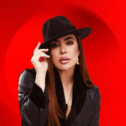 Picture of Naiara Azevedo