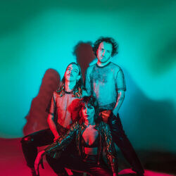 Picture of Michelle & Les Garçons