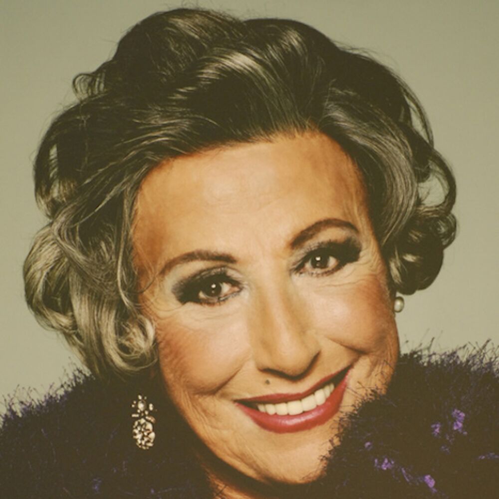 Picture of Müzeyyen Senar