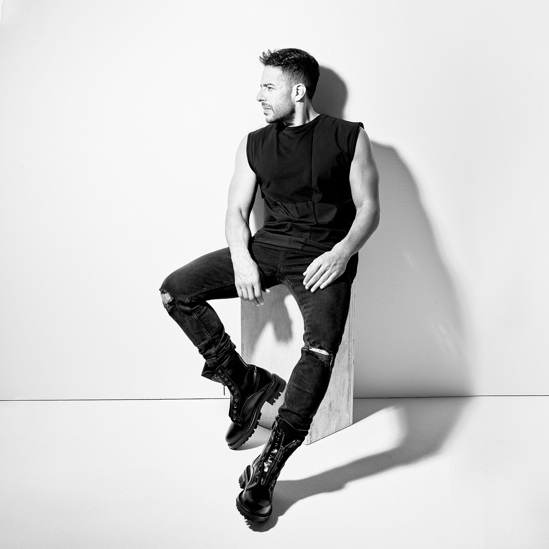 Artist picture of Mohamed Hamaki