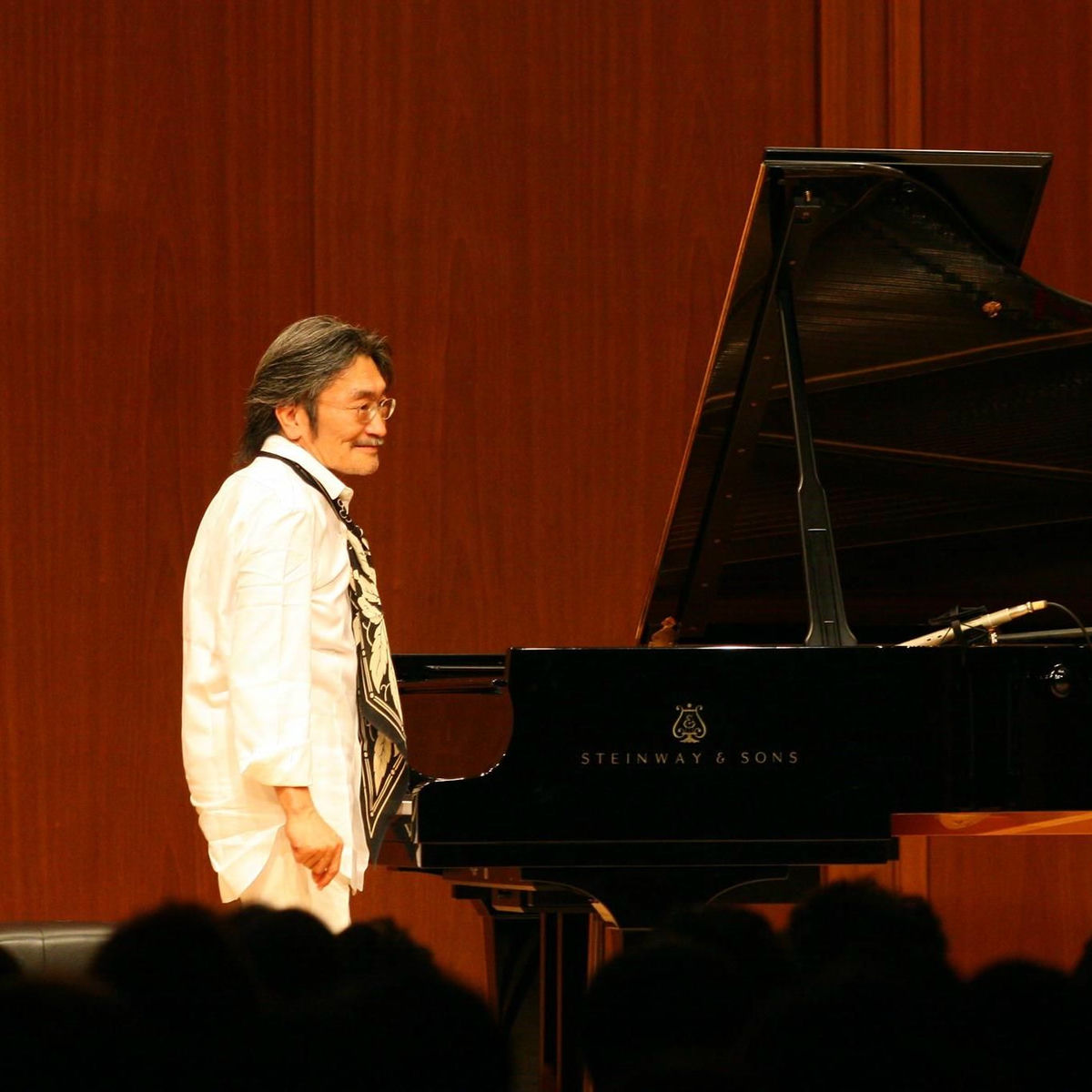 Jun Fukamachi