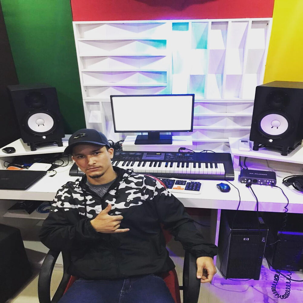 Picture of DJ Diego Mandu