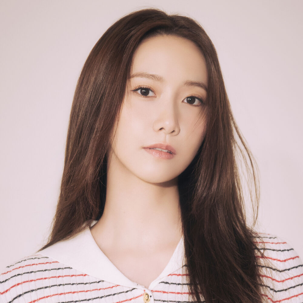 Picture of YOONA
