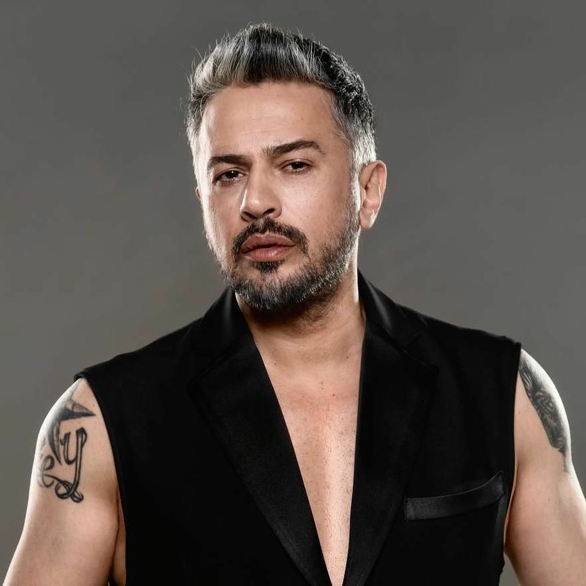 Artist picture of Emre Altug