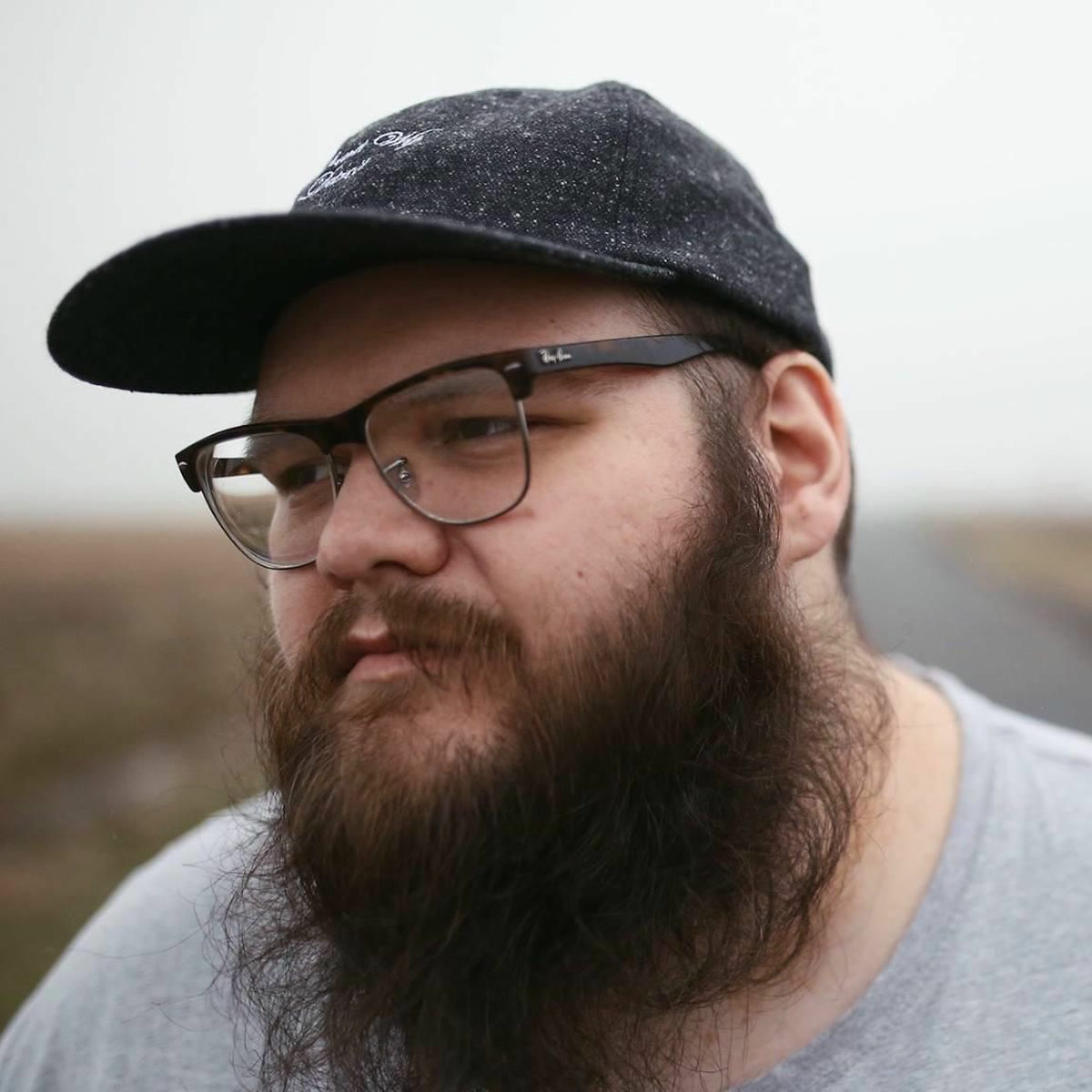 Artist picture of John Moreland